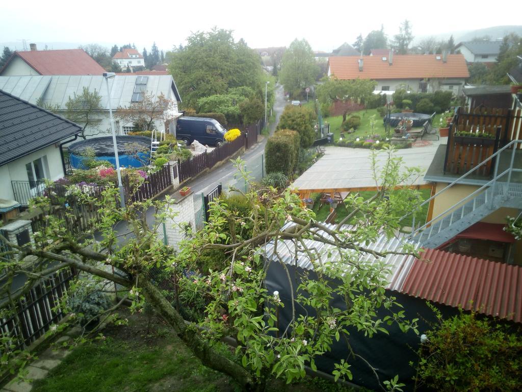Apartments Zbraslav Prague Luaran gambar