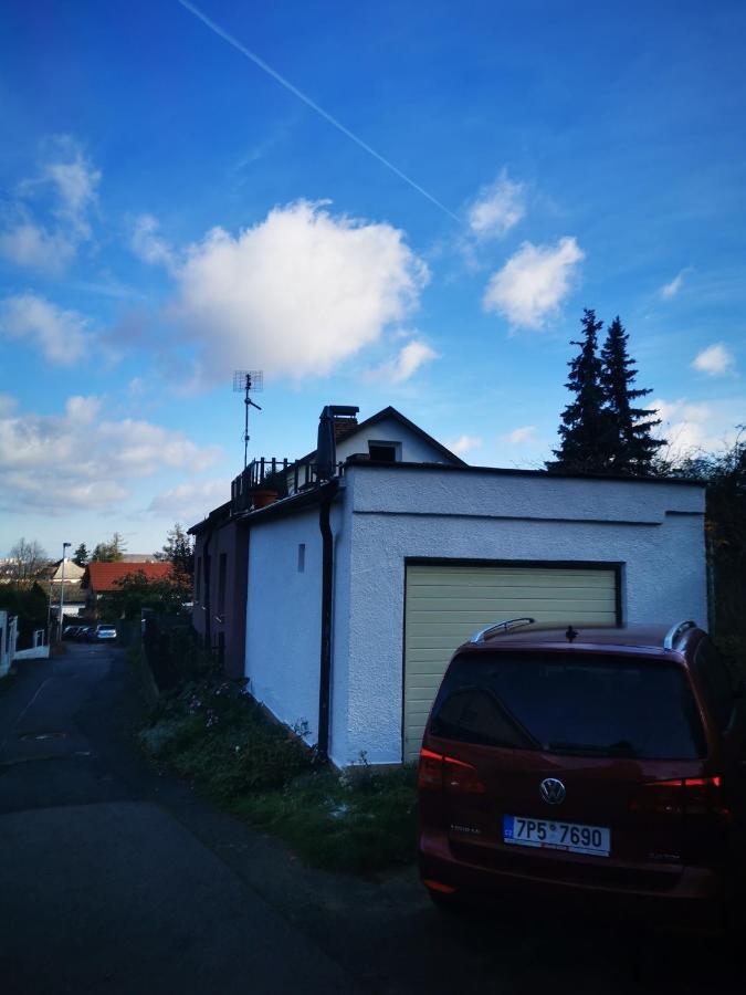 Apartments Zbraslav Prague Luaran gambar