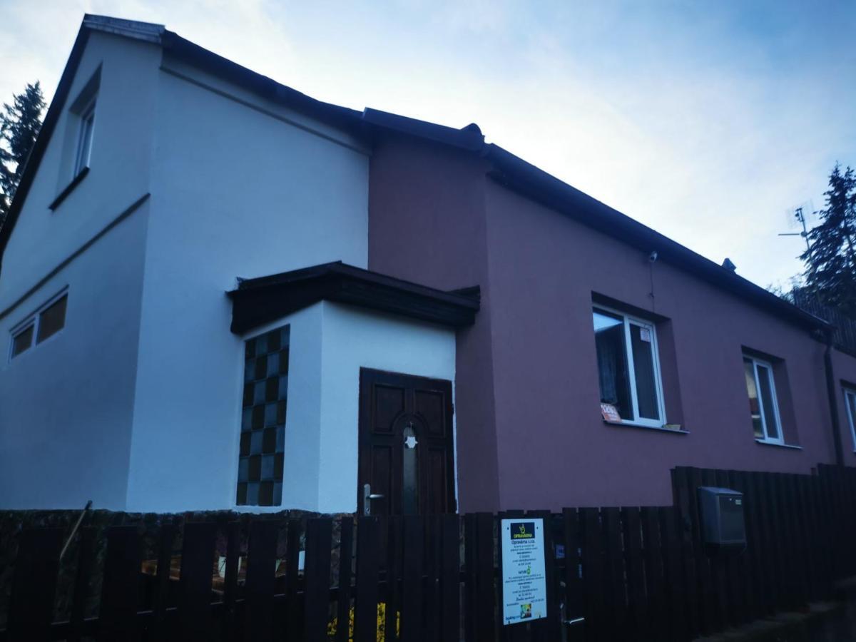 Apartments Zbraslav Prague Luaran gambar